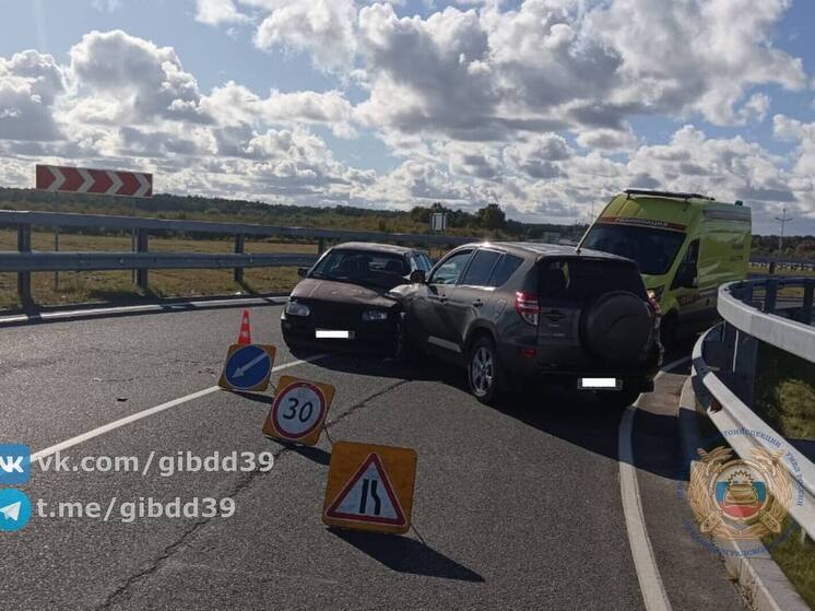 В Гурьевске пенсионер попал в аварию, выехав на встречку