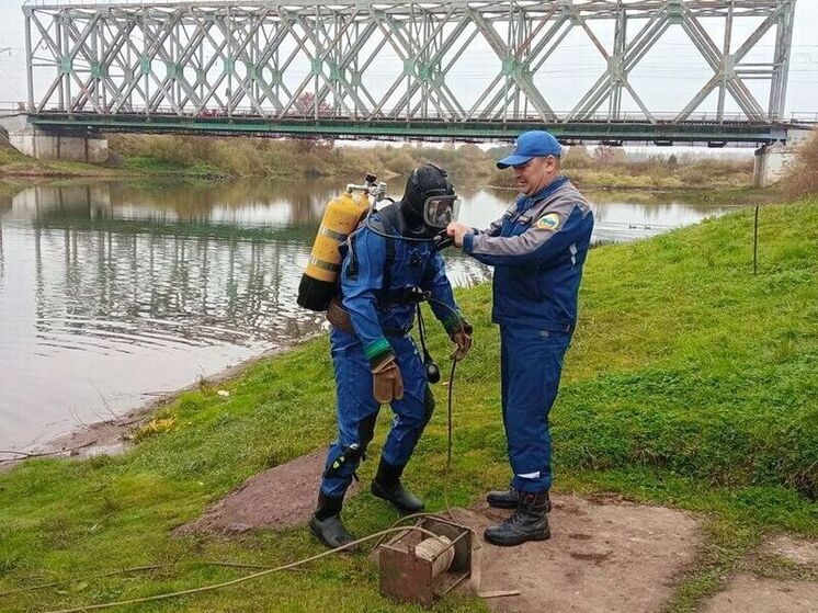 Смоленские водолазы провели осенние тренировки