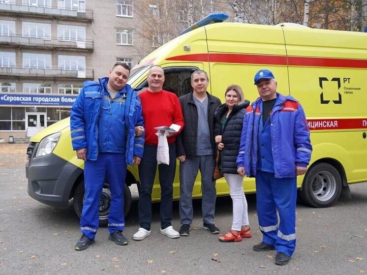 Серовские врачи спасли мужчину, которого автобус чуть не расплющил об стену