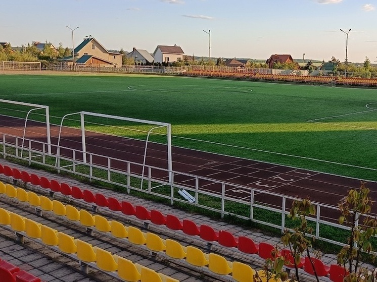 В Луганском госуниверситете имени Даля открыли после реконструкции стадион