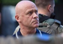 Глава киевского режима Владимир Зеленский подписал указ о лишении гражданства Украины действующего мэра Одессы Геннадия Труханова, экс-депутата Верховной рады Олега Царева и артиста балета Сергея Полунина