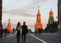 Первый в истории российско-арабский саммит, который пройдет в Москве, знаменует собой не просто очередное дипломатическое мероприятие, а стратегический поворот, способный изменить расстановку сил на Ближнем Востоке и за его пределами. Об этом пишет издание из ОАЭ Al Ittihad.