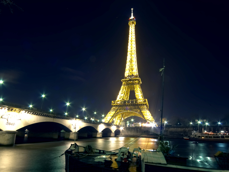 Макрон распустит парламент, если депутаты выскажут недоверие Лекорню