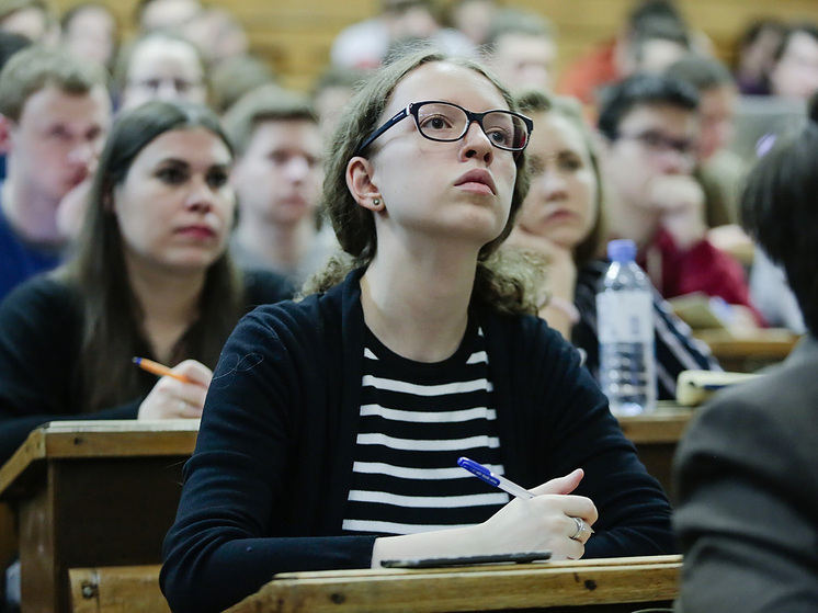Пересмотреть порядок зачисления в вузы победителей и призеров олимпиад разных уровней предложил Виктр Садовничий