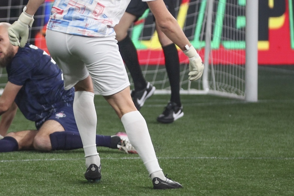 Стал известен стартовый состав сборной РФ на игре с Боливией