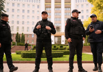 Выборы в крошечной стране, зажатой между Румынией и Украиной, были под пристальным вниманием европейского политикума, а их результат вызвал на Западе торжество: «Демократия победила!»