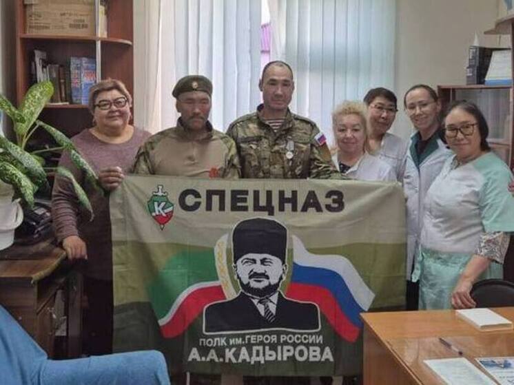 Ветеранам спецназа "Ахмат" из чукотского села Лорино вручили государственные награды