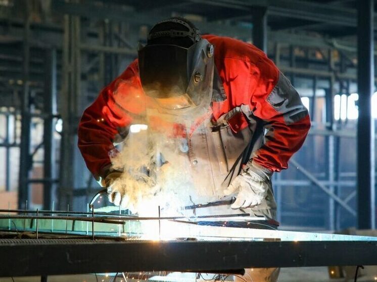 В Якутии к 2028 году ожидается снижение безработицы до 4,5% и рост реальной зарплаты на 8,6%