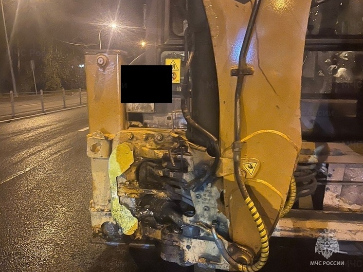 Человек пострадал в ДТП с трактором и легковушкой во Мстихино