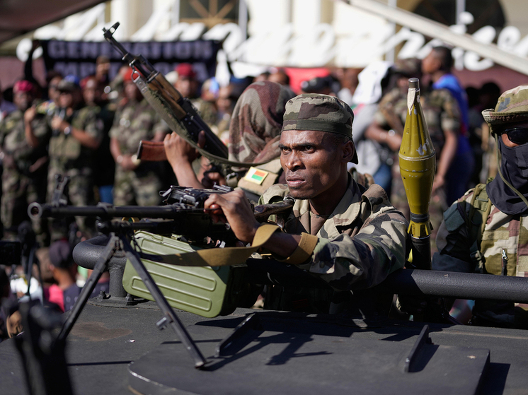 На Мадагаскаре после антиправительственных протестов сменилась власть