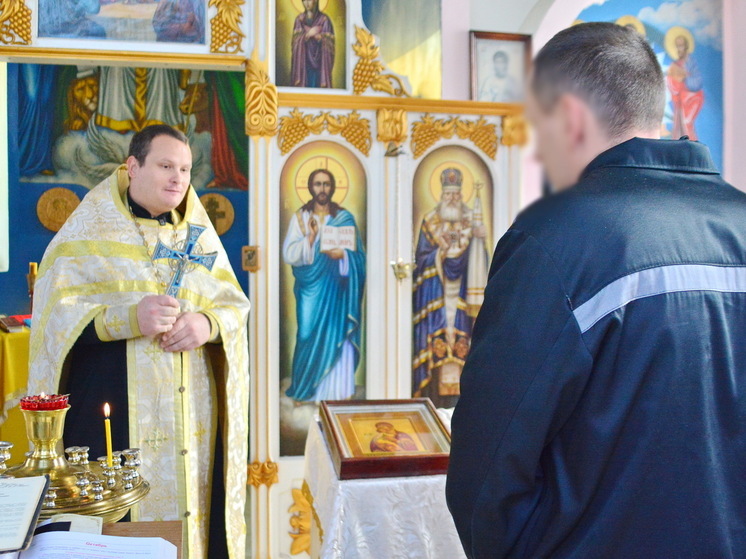 В исправительных учреждениях Крыма прошли молебны в честь Покрова Пресвятой Богородицы