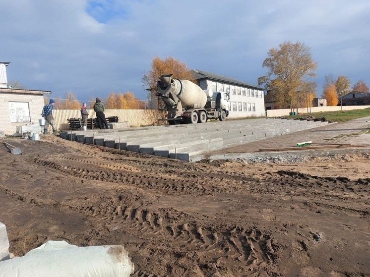  Набережная Аники Строганова в Сольвычегодске продолжает преображаться
