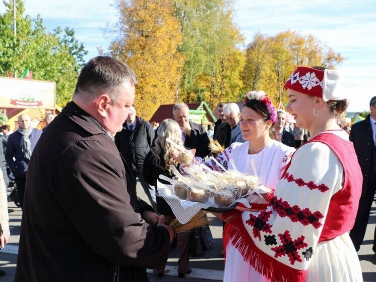 Белгородская делегация посетила белорусский праздник «Дажынкі»