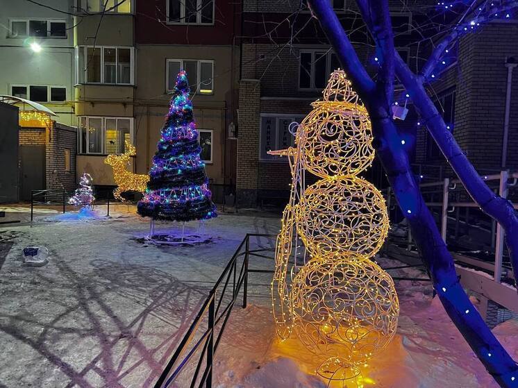 В Омске проверяют гирлянды, которыми будут украшать город к Новому Году