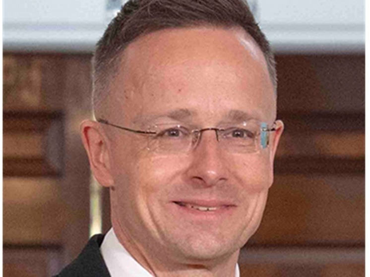 Сийярто назвал позором реакцию Европы насчет безопасности нефтепровода "Дружба"