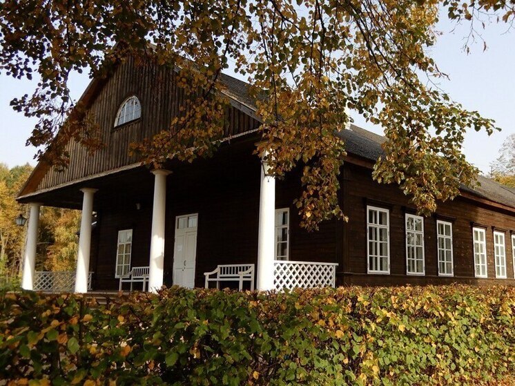 Бесплатные экскурсии и выставки в Михайловском ждут участников СВО и их семьи