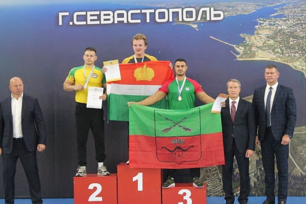 Спортсмен из Каховки стал бронзовым призером Кубка России по армрестлингу
