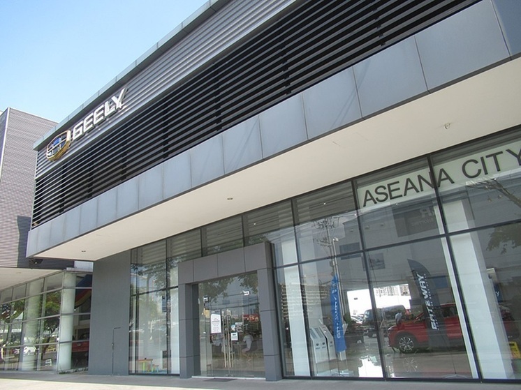 Baza: владельцы кроссоверов Geely массово жалуются на неисправные двигатели