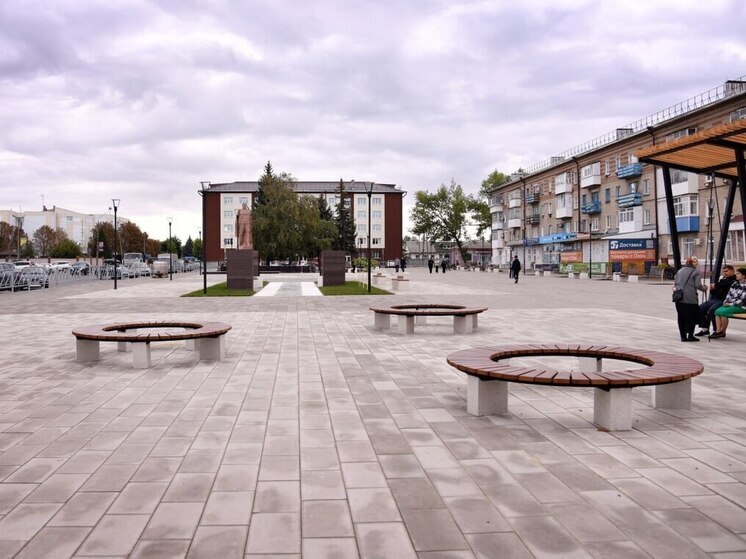 Шестнадцать общественных пространств благоустроено в ЛНР в рамках федеральной программы