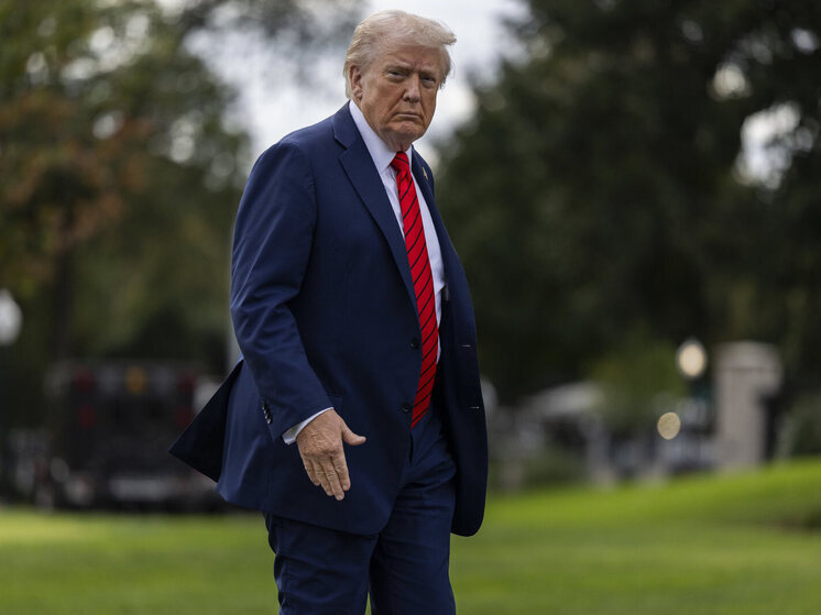 Трамп пообещал принять решение по просьбам Украины о дальнобойном оружии