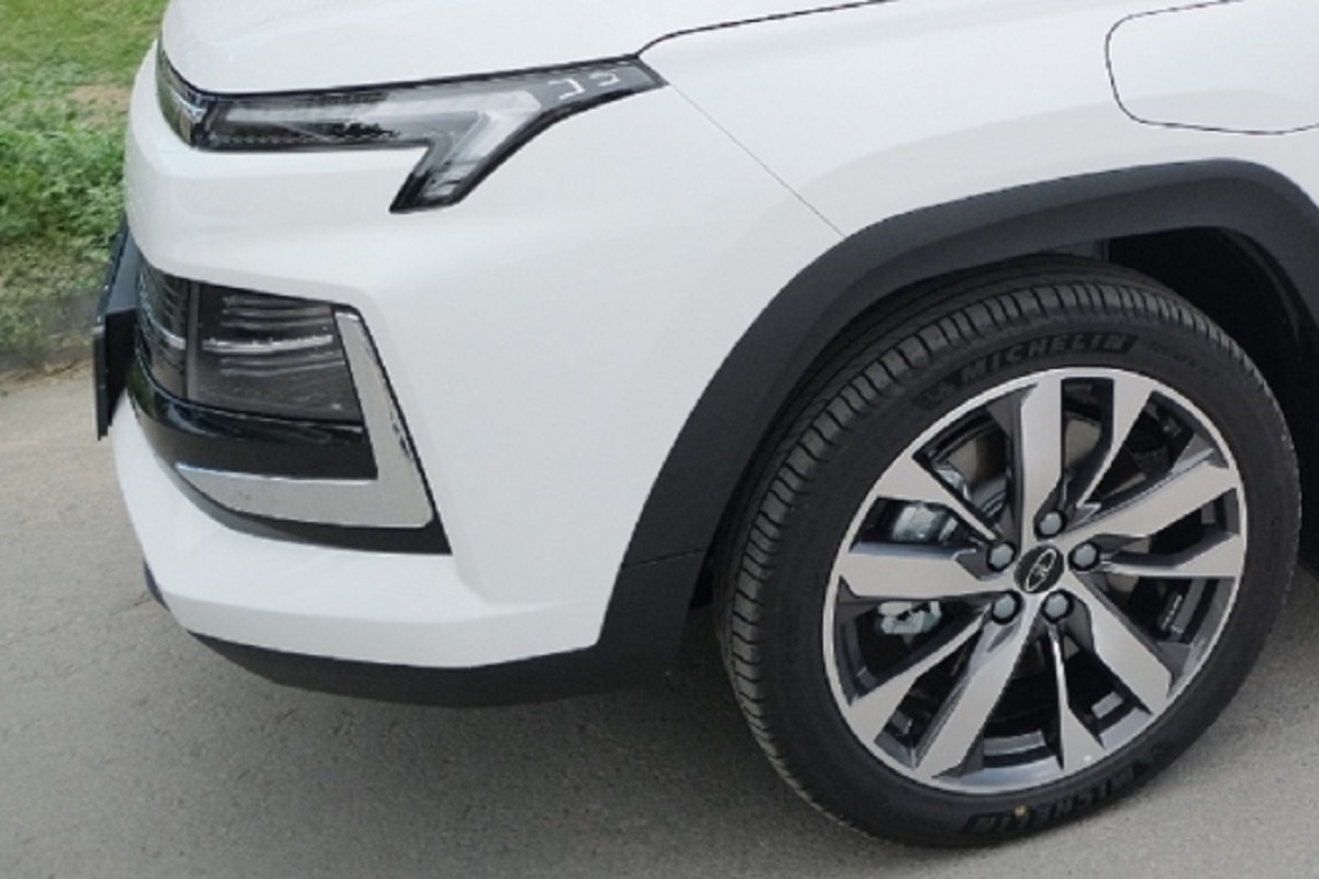 Vendite di auto di lusso a Volgograd in aumento: 63 nuove auto vendute nel settembre 2025, segno di ripresa economica o sfida ambientale?