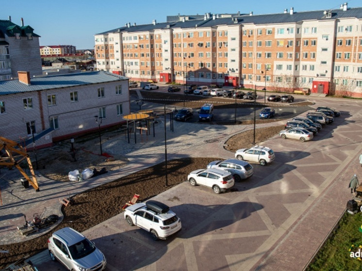 Квадросферу смонтировали на Матросова в Нарьян-Маре