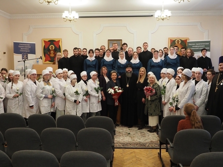 В Смоленской духовной семинарии открылись курсы "Сестра милосердия"
