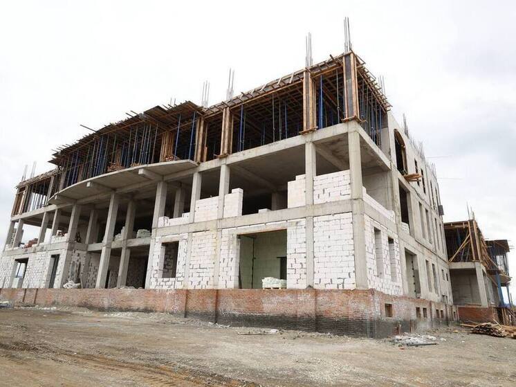 Строительство филармонии в Магасе выполнили более чем наполовину