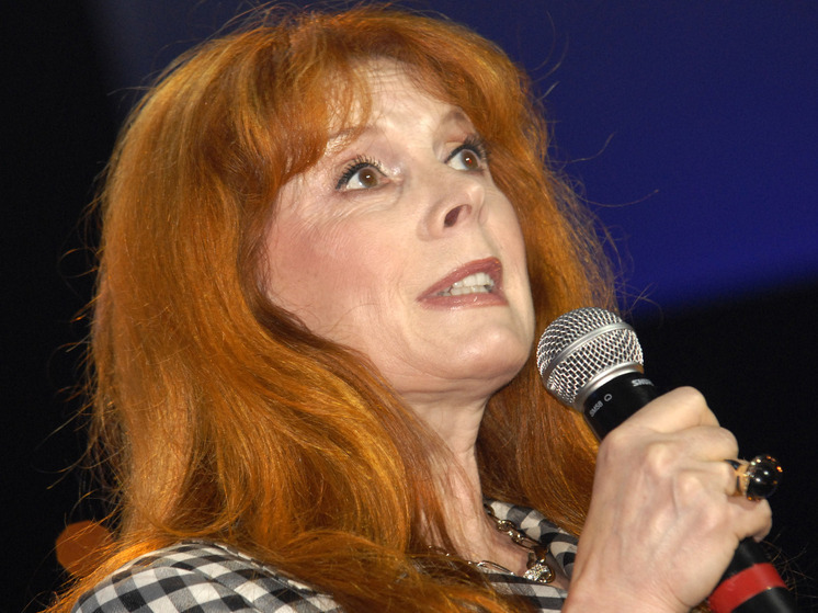 Кларе Новиковой внезапно стало плохо с сердцем