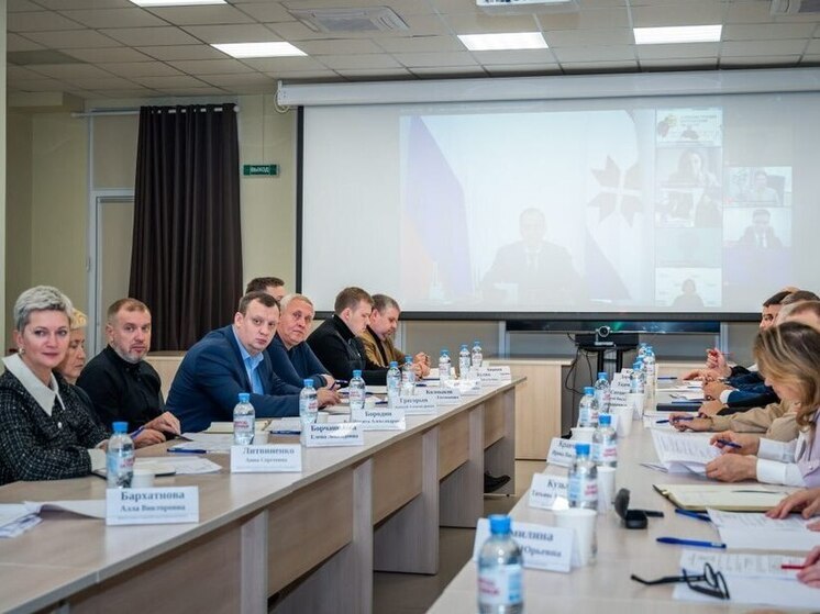 Глава Херсонской области Владимир Сальдо провел заседание Совета по качеству жизни