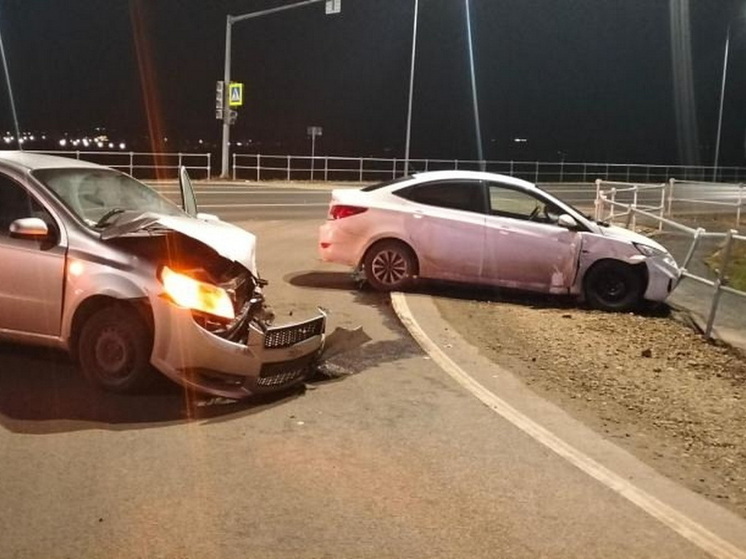 В двух ДТП на дорогах Марий Эл пострадали два водителя и пассажир