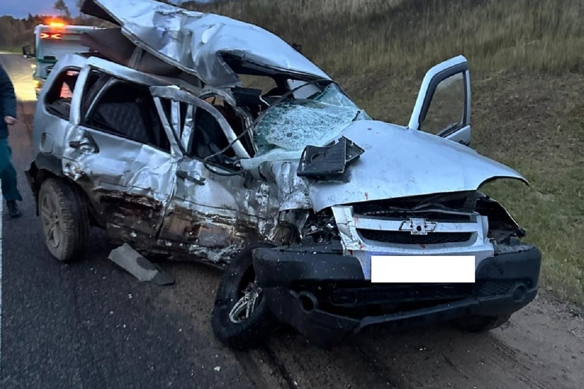 Incidente Stradale a Smolensk: Una Tragedia che Richiama l'Attenzione sulla Sicurezza Stradale