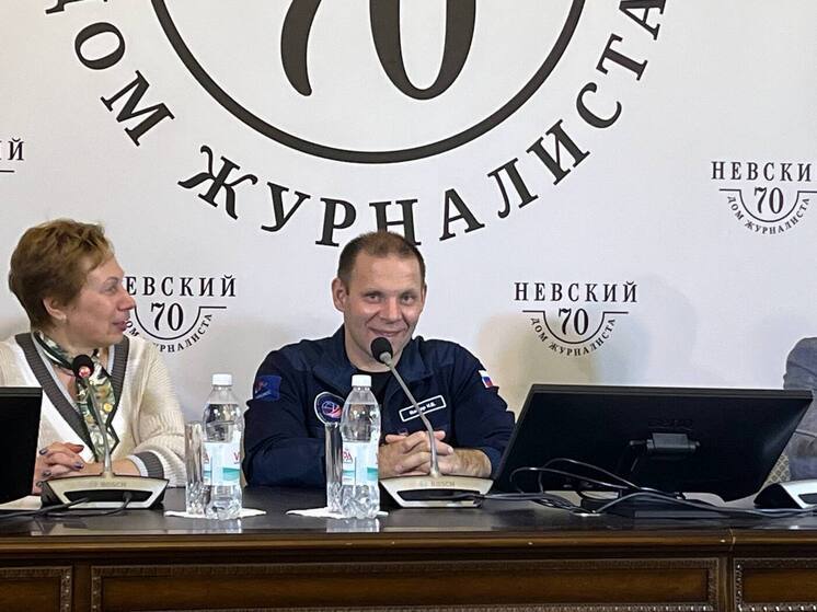 Космонавт Вагнер назвал покорение Луны своей заветной мечтой
