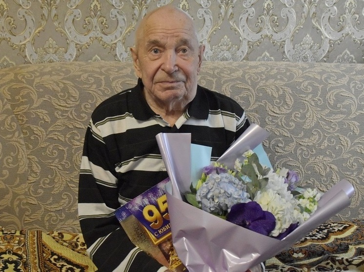 Ветеран ВОВ и Почётный гражданин Сасовского округа Иван Гришин отметил 95-летие
