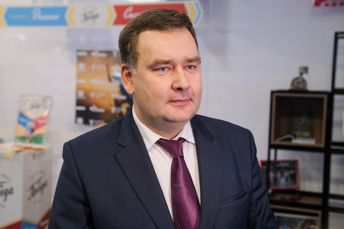 Владимир Попков больше не возглавляет комитет физической культуры и спорта