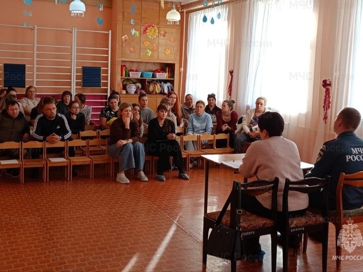 В Пензенской области спасатели провели урок пожарной безопасности для родителей дошкольников
