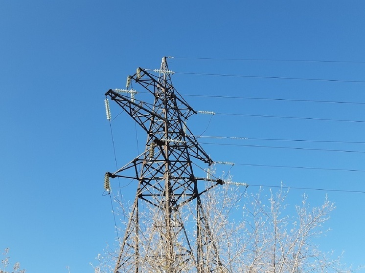 Жители свердловского села жалуются на проблемы с энергоснабжением