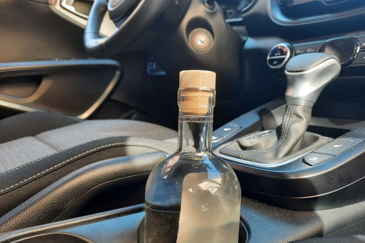 В Апатитах пьяный угонщик испугался ехать дальше четырех метров