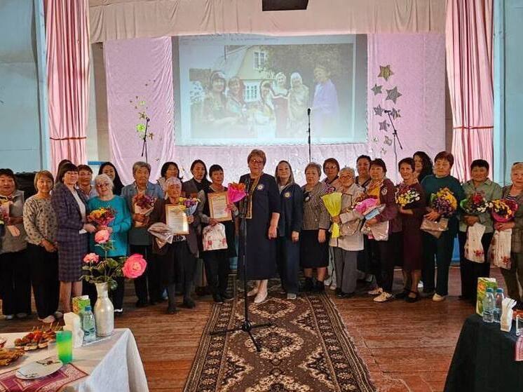 В Лаганском районе чествовали сельских женщин