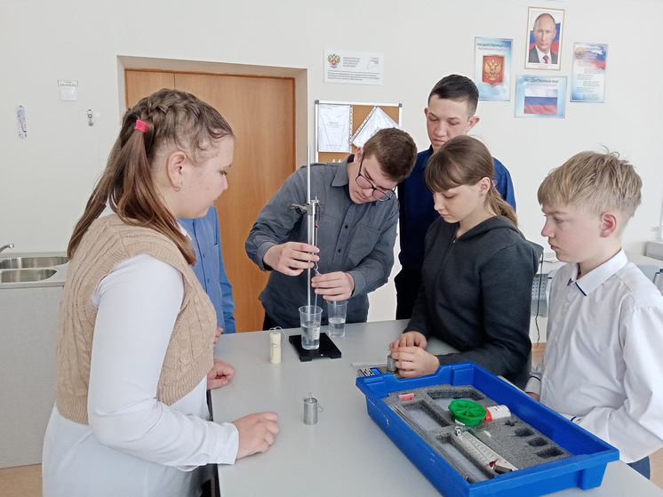 Минобрнауки РФ хотят ввести четвертый ЕГЭ при поступлении в технические вузы