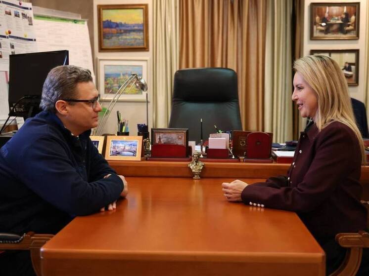 Георгий Филимонов провел встречу с известной российской фигуристкой Ириной Слуцкой