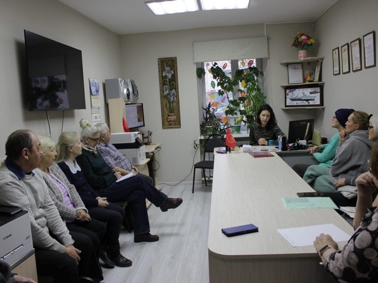 Правовой семинар для ветеранов провели госюристы НАО