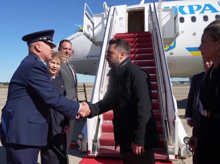 Зеленский прилетел в Вашингтон на встречу с Трампом