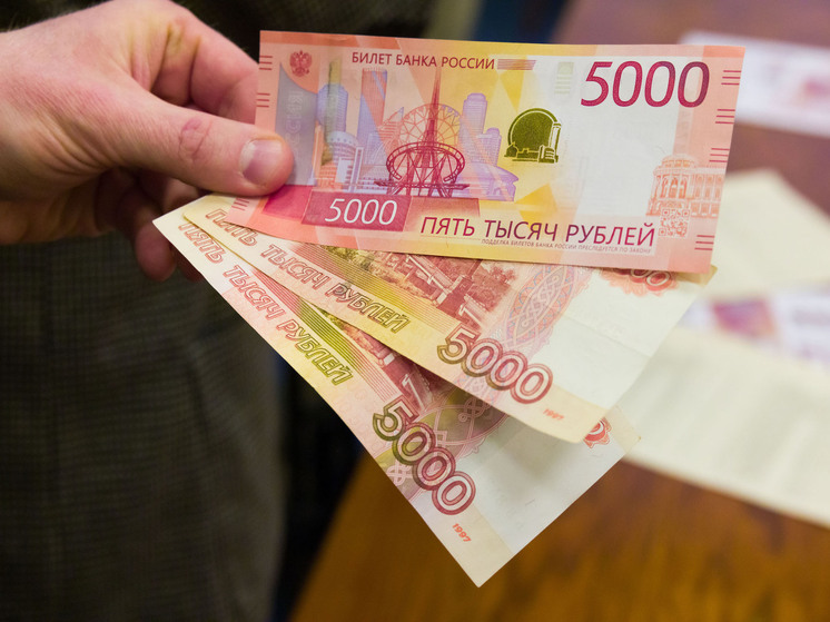 Челябинцам стали меньше выдавать потребительских кредитов