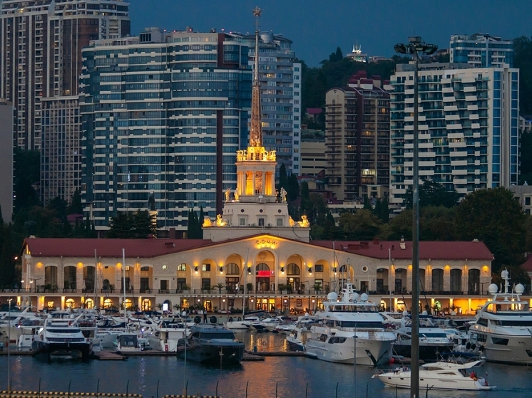 Мэр Прошунин: в Сочи работает система ПВО, отражается ракетная атака