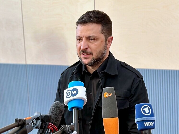 Прауд: ЕС и Зеленский будут разочарованы встречей Путина и Трампа в Венгрии