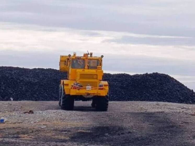 Разгрузку угля возобновили в чукотском селе Энурмино