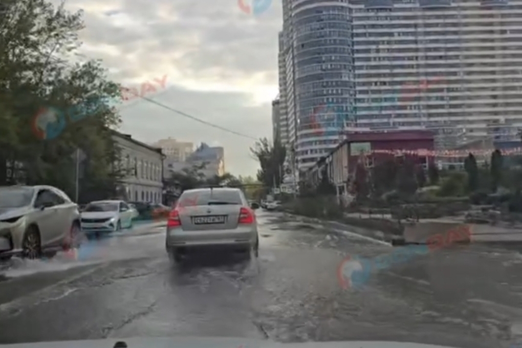 Полноводные реки растеклись неподалеку от элитного ЖК «Белый Ангел» в Ростове