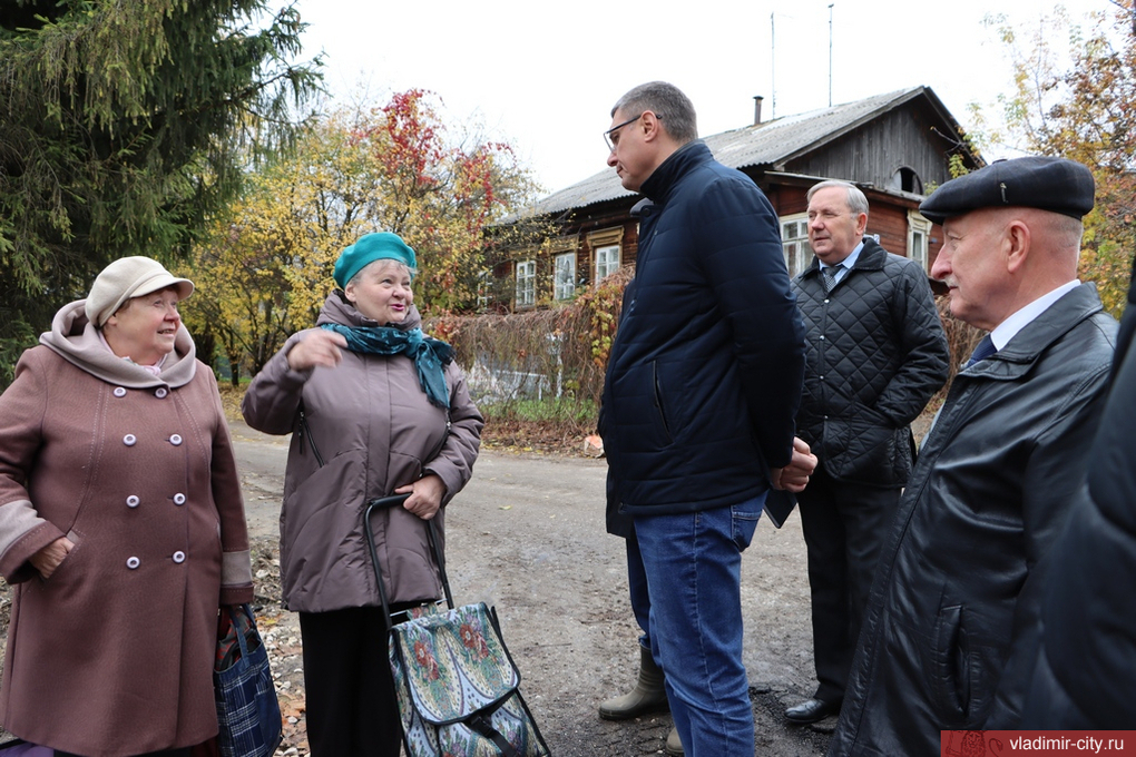 Владимирский губернатор пообщался с жителями Ленинского района