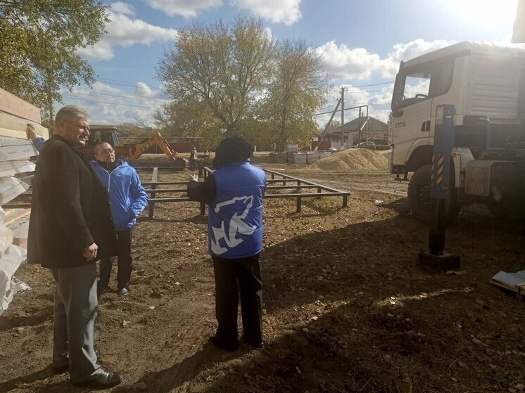 В селе Морозовка Меловского округа ЛНР продолжается строительство ФАПа